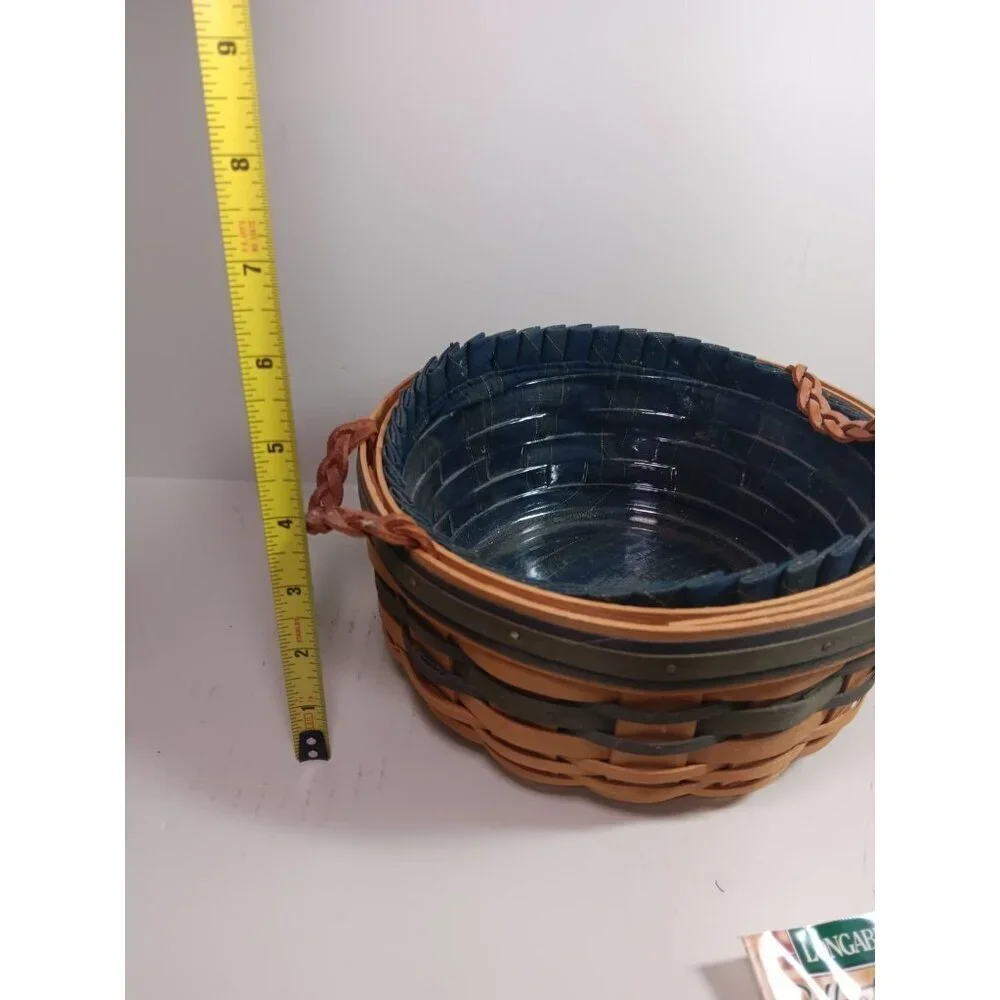 Longaberger 1998 Collectors Club Renewal Basket w/ Liner Protector & Card